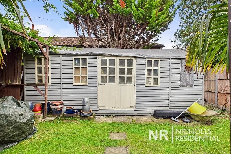 Selwood Road, Chessington, KT9, photo 22