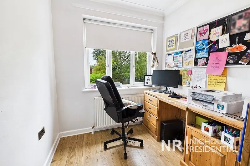 Selwood Road, Chessington, KT9, photo 19