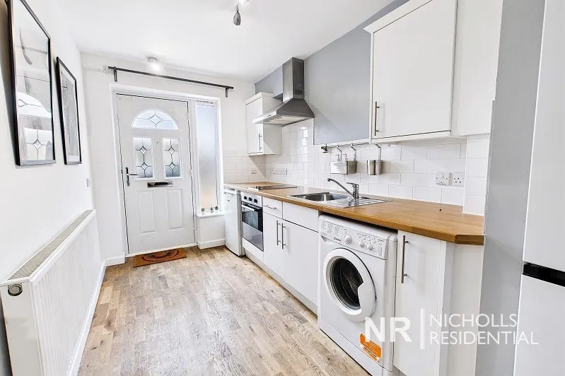 Selwood Road, Chessington, KT9, photo 11