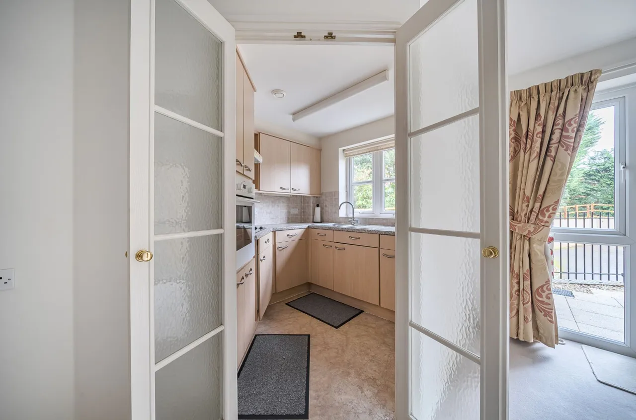 Tower Road, Radford Court, GU30, photo 8