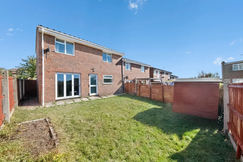 Lancaster Road, Northolt, UB5, photo 14