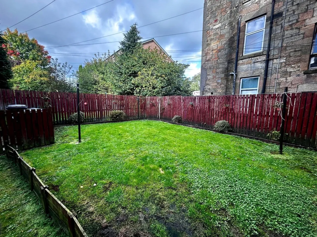 Eastside, Kirkintilloch, G66, photo 10