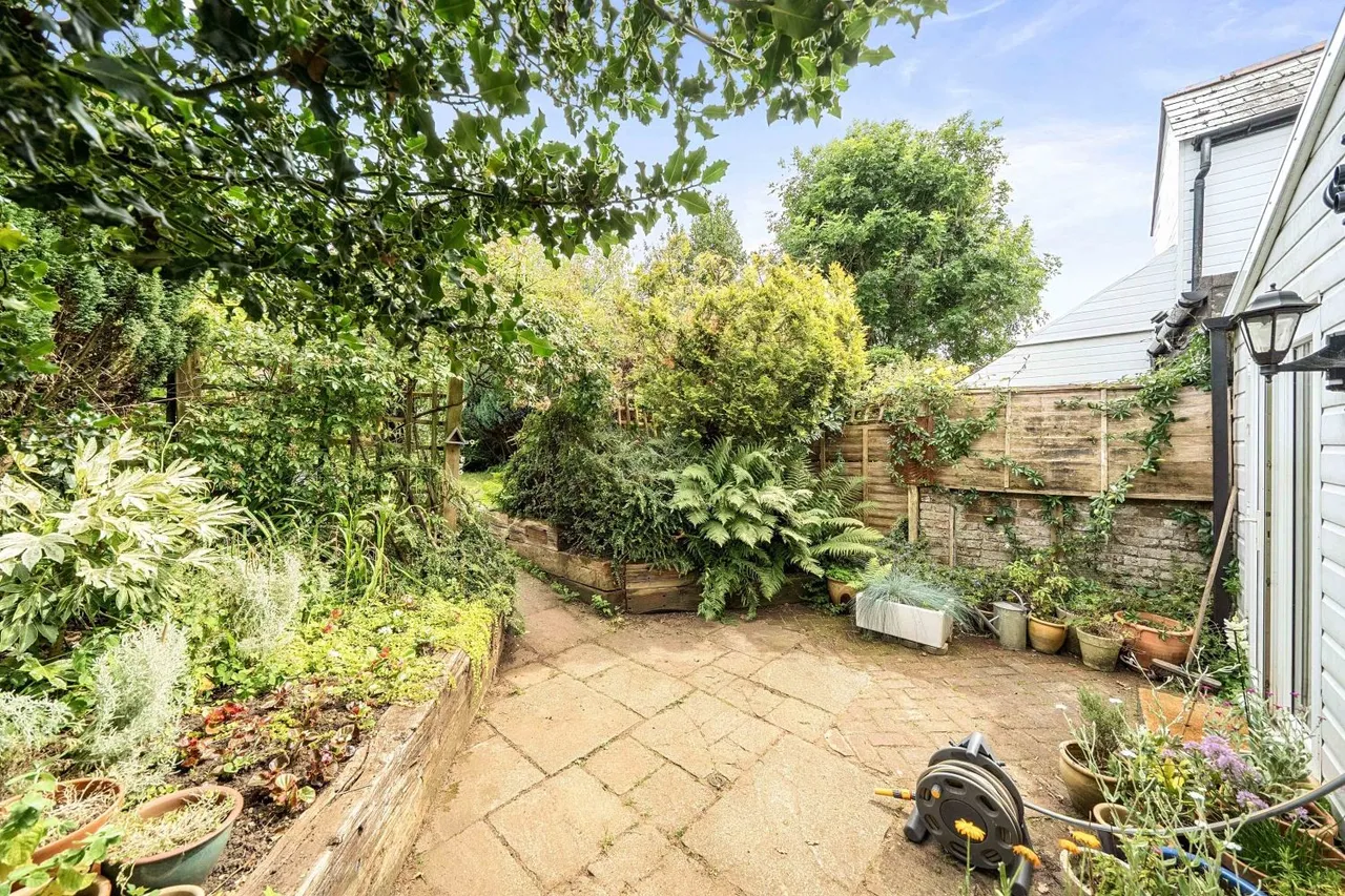 The Street, Hawkinge, CT18, photo 16