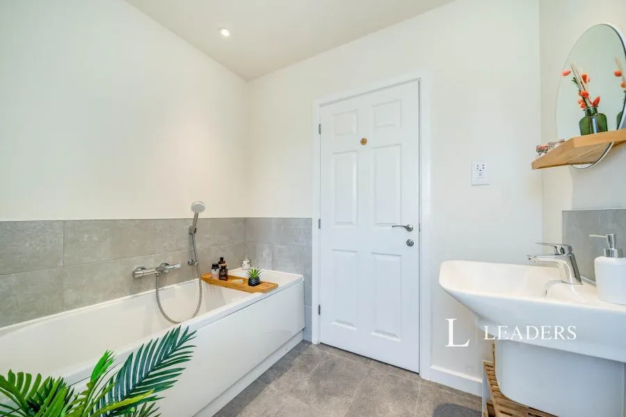 Duxford Close, Runcorn, WA7, photo 10