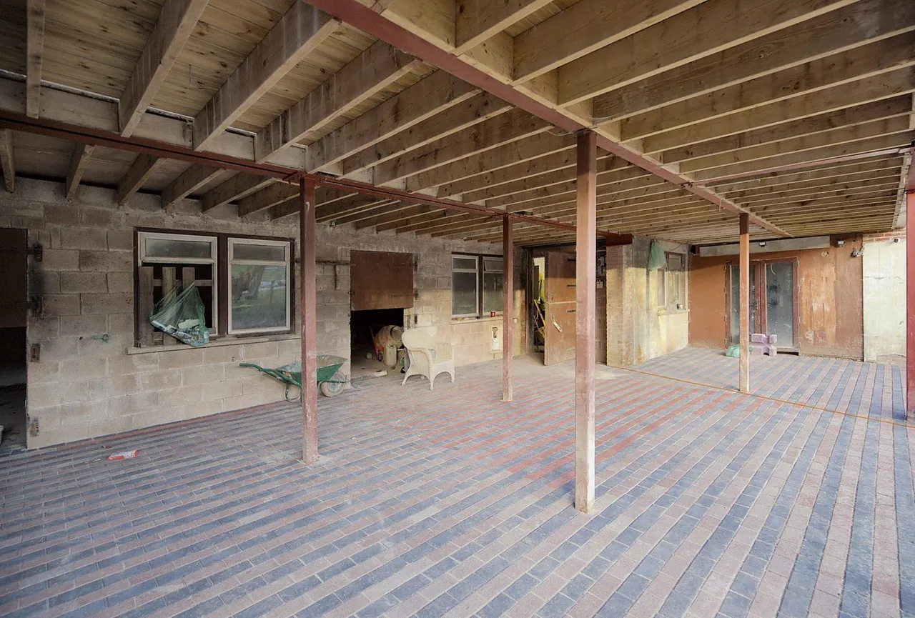 Rudry Road, Lisvane, CF14, photo 11