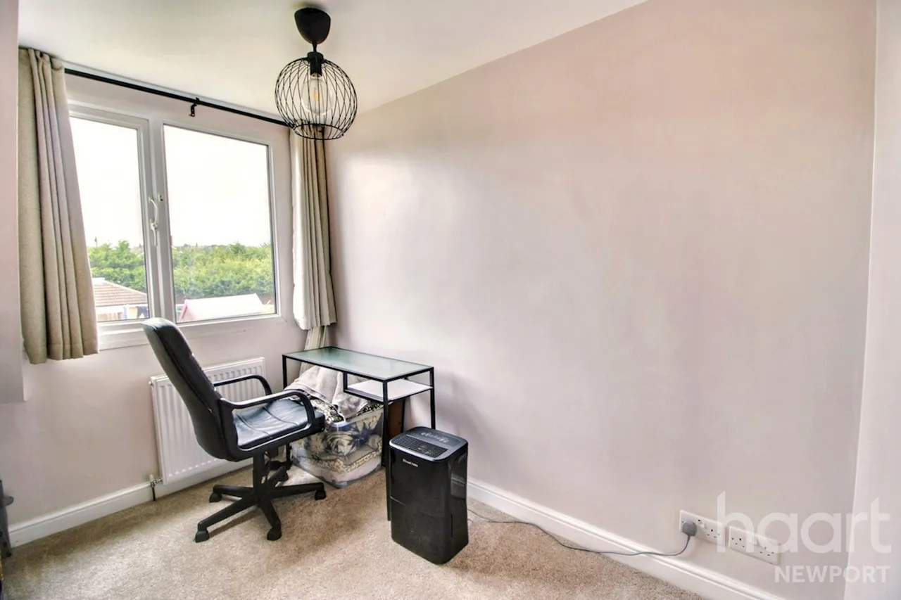 Newport, NP19, photo 21
