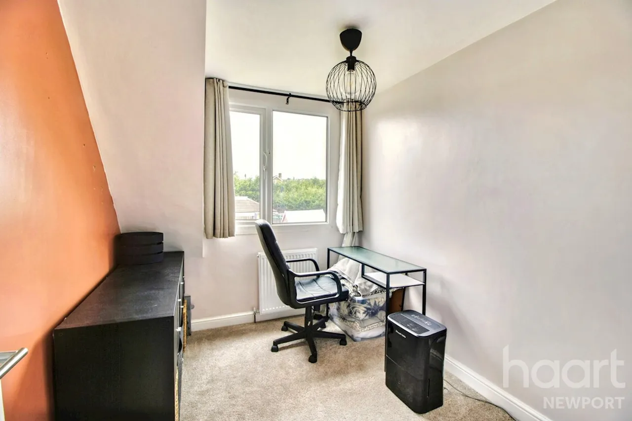 Newport, NP19, photo 24