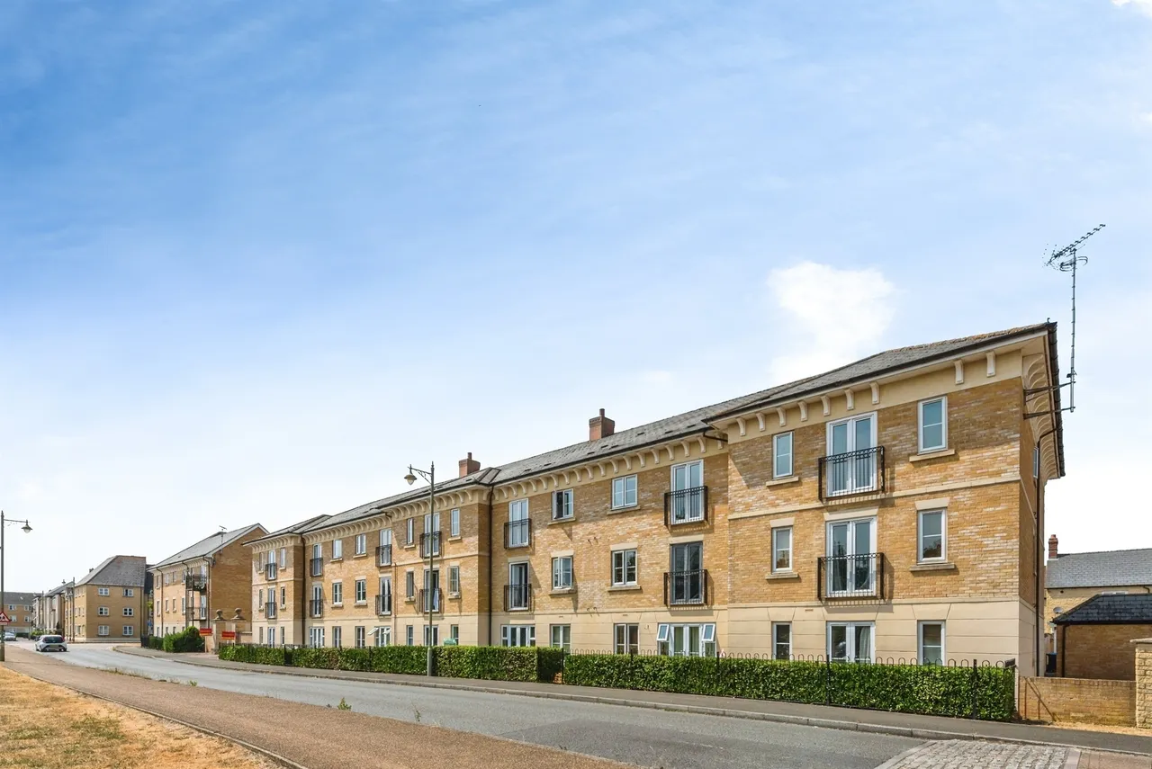 Beech Lane, Carterton, photo 9