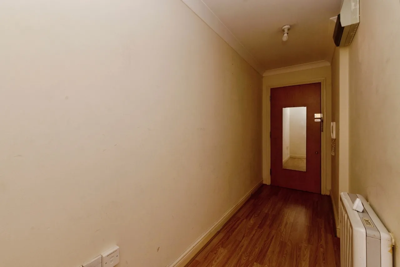 Argent Court, Argent Street, Grays, Essex, RM17, photo 4