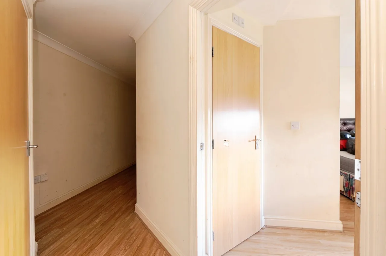 Argent Court, Argent Street, Grays, Essex, RM17, photo 5