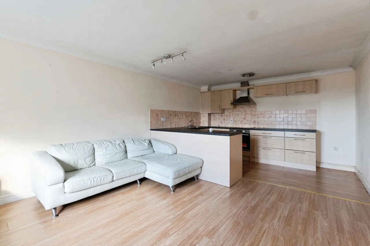 Argent Court, Argent Street, Grays, Essex, RM17, photo 2