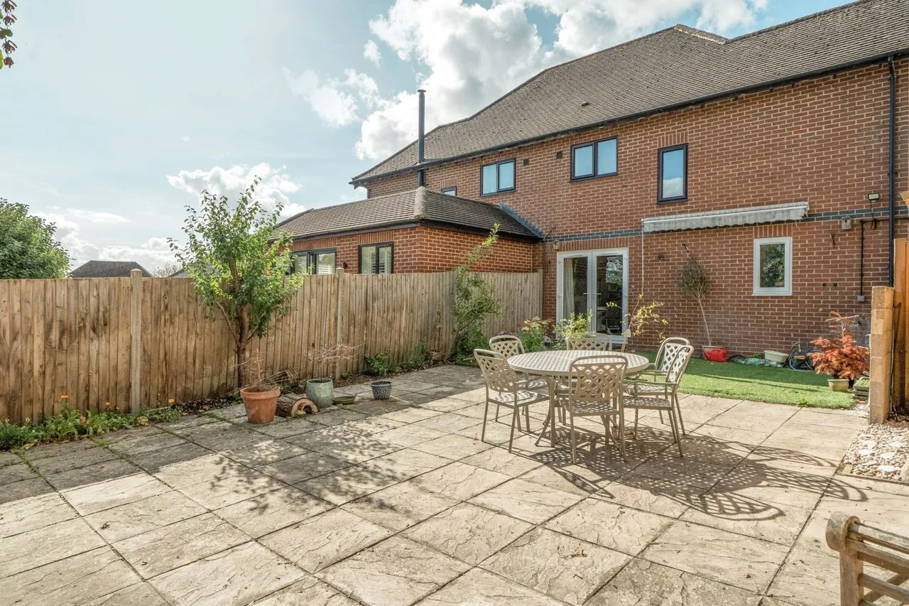 Foxdown, Overton, RG25, photo 4