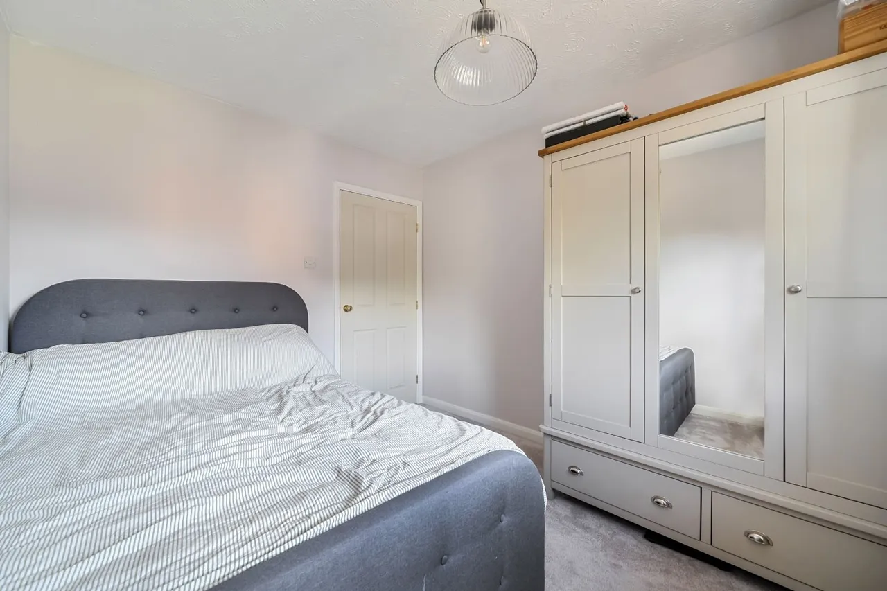 Foxdown, Overton, RG25, photo 14