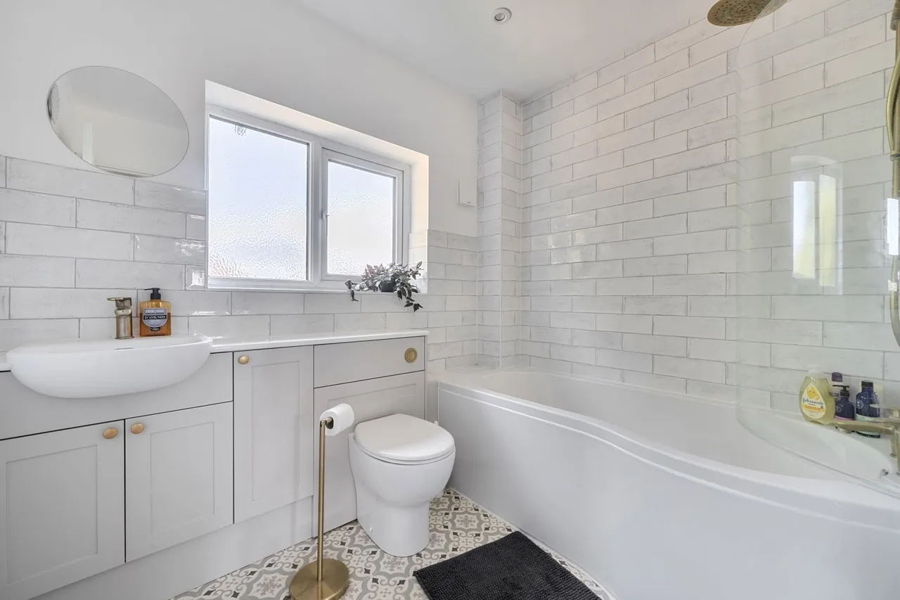 Foxdown, Overton, RG25, photo 9