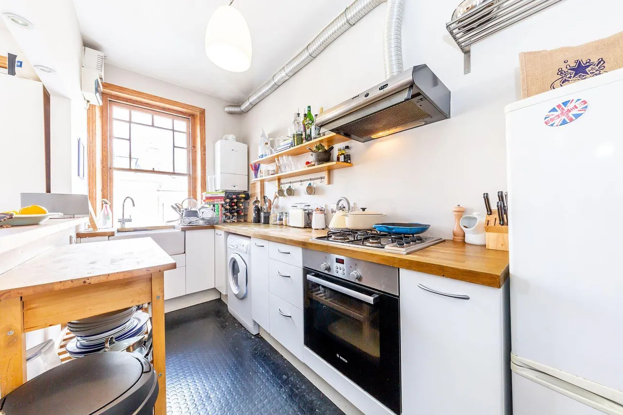Glebe Road, N8, photo 3