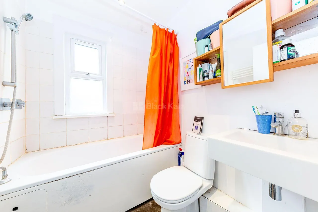 Glebe Road, N8, photo 7