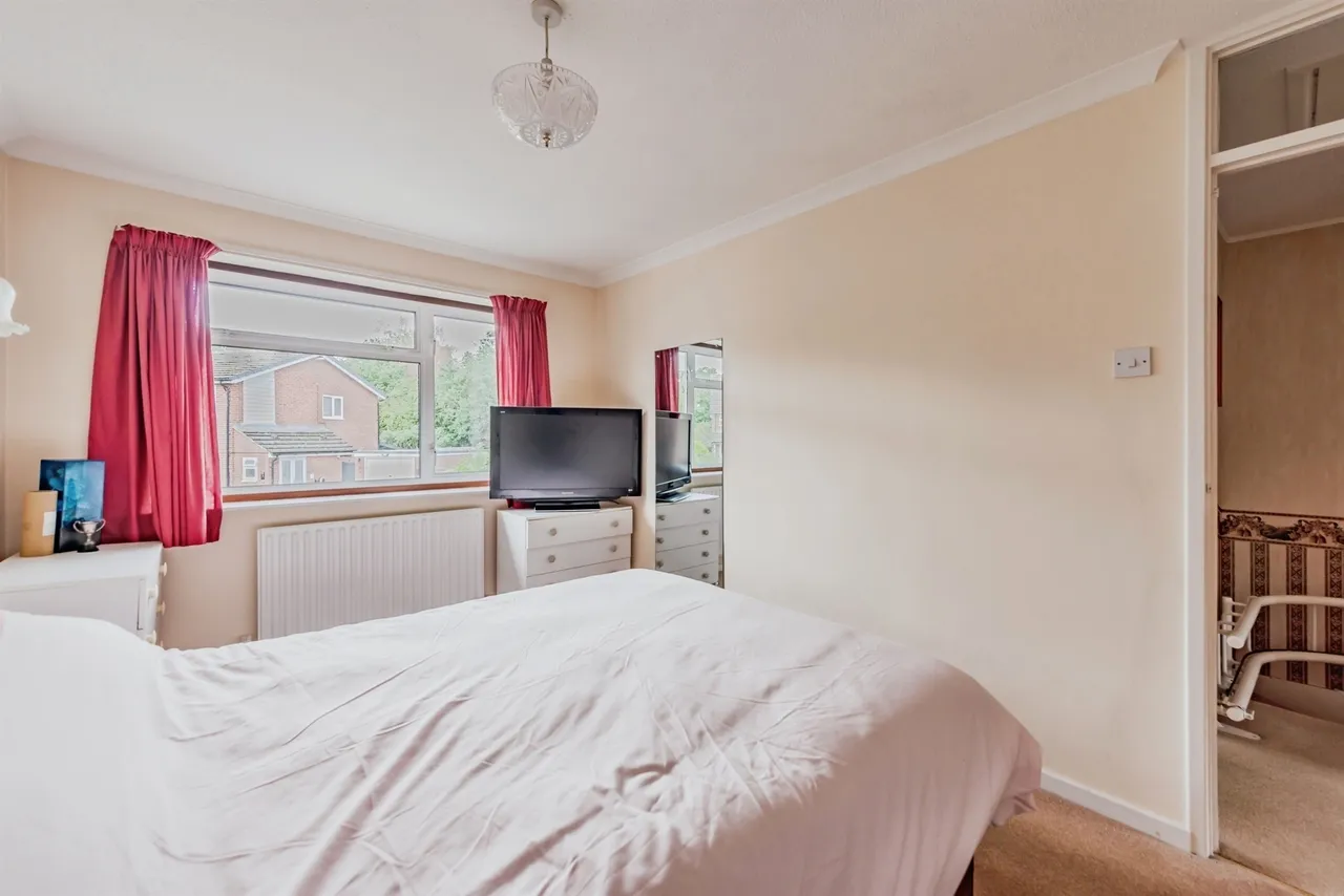 Jasmine Close, Redhill, photo 10