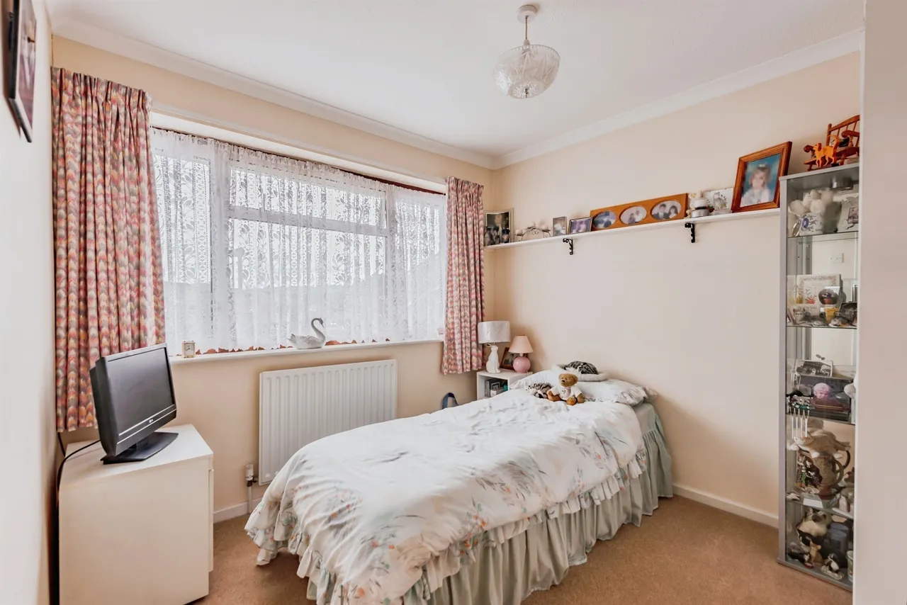Jasmine Close, Redhill, photo 11