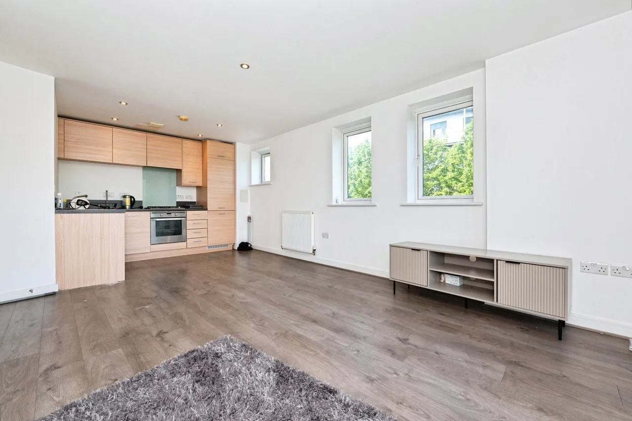 Redwing Crescent, Greenhithe, DA9, photo 2