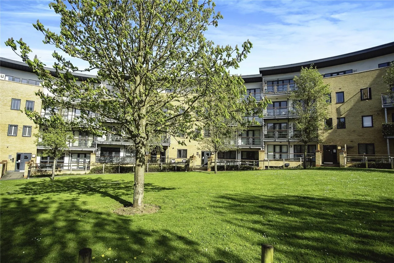 Redwing Crescent, Greenhithe, DA9, photo 10