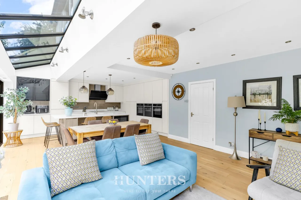 Wentworth Close, Middleton, M24, photo 9