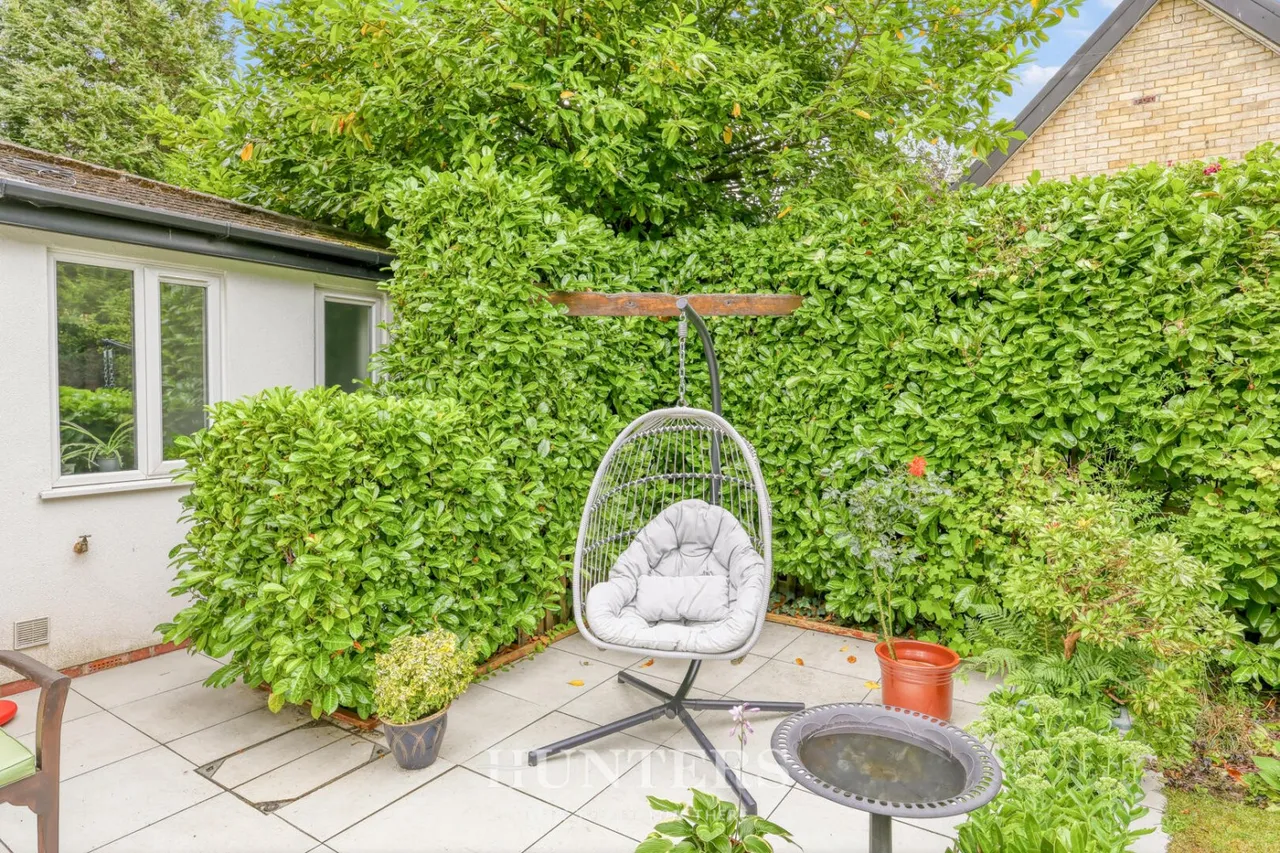 Wentworth Close, Middleton, M24, photo 37