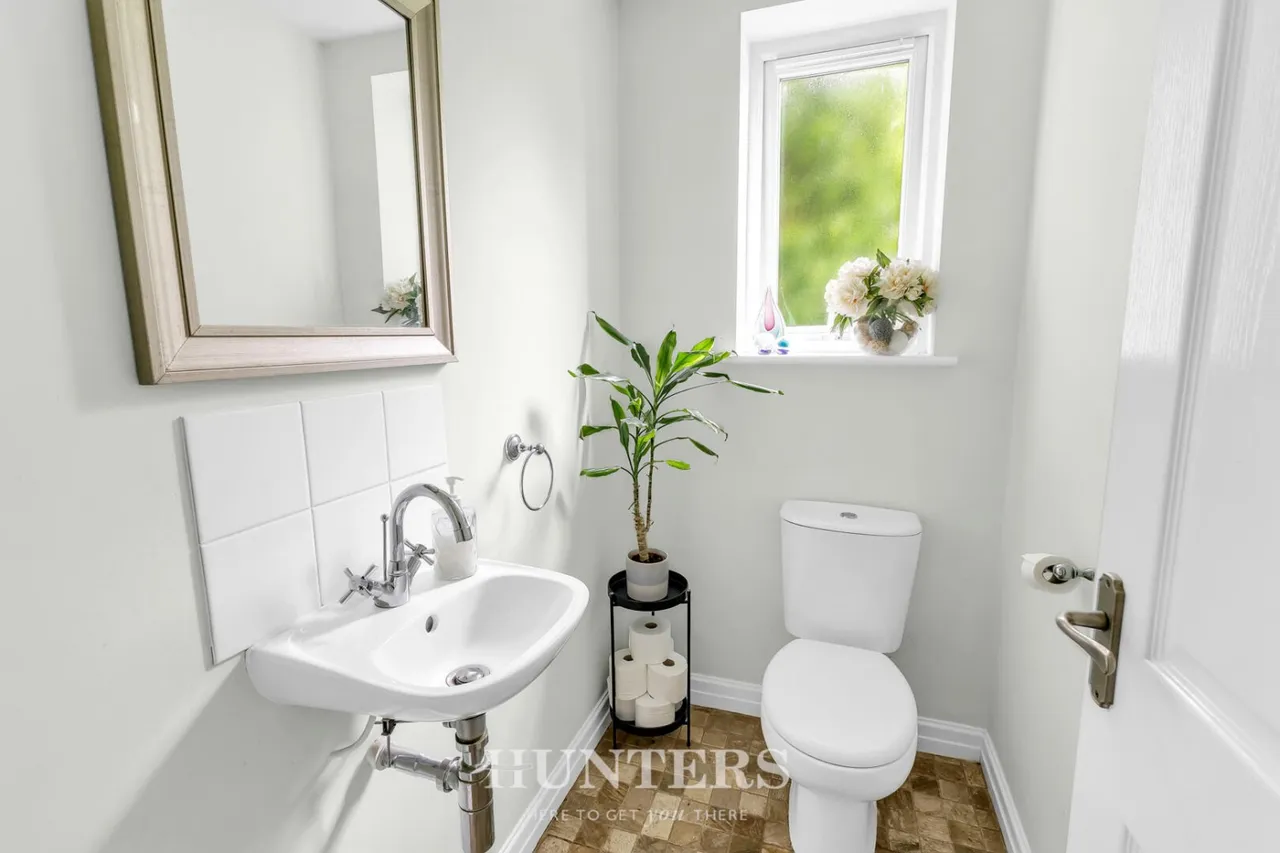 Wentworth Close, Middleton, M24, photo 16
