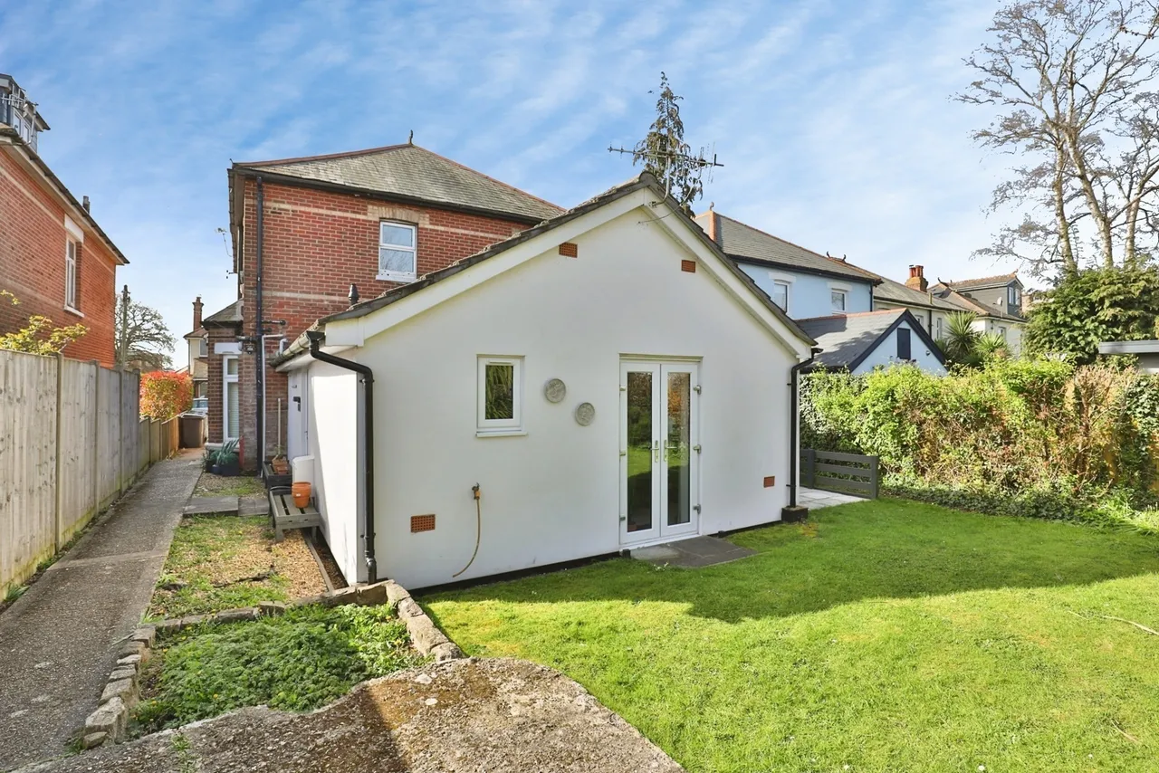 Richmond Wood Road, Queens Park, BH8, photo 17