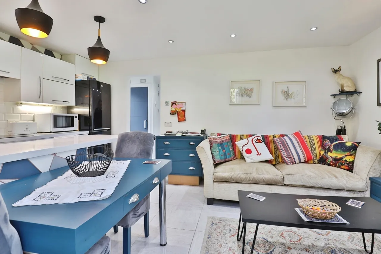 Richmond Wood Road, Queens Park, BH8, photo 12