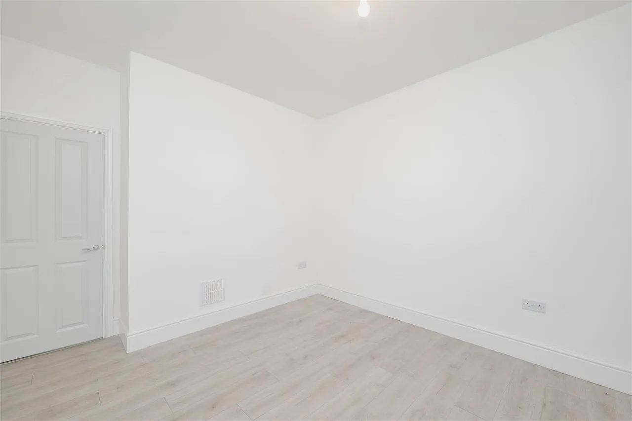 Court Road, Barry, CF63 4EW, photo 9