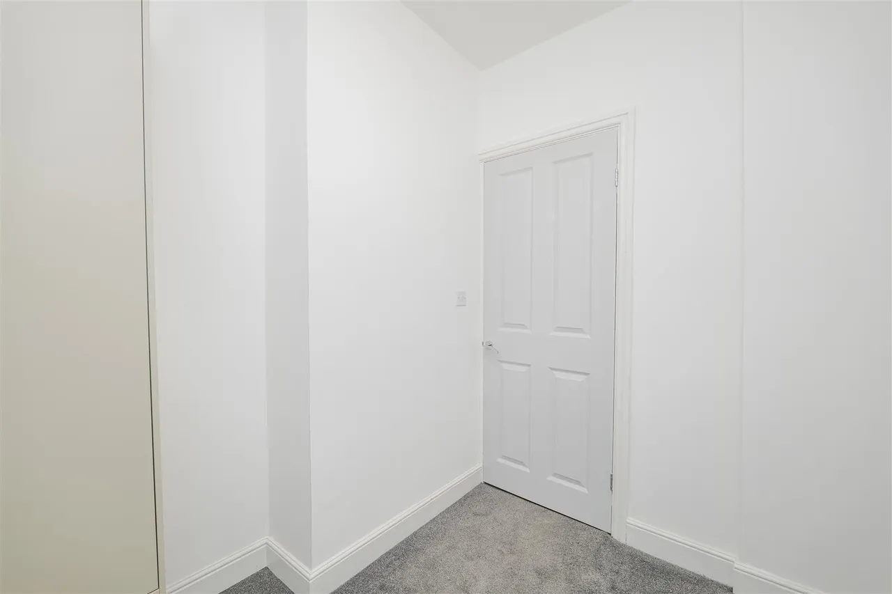 Court Road, Barry, CF63 4EW, photo 23