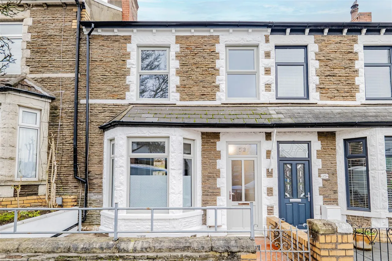 4 bed house for sale — Court Road, Barry, CF63 4EW