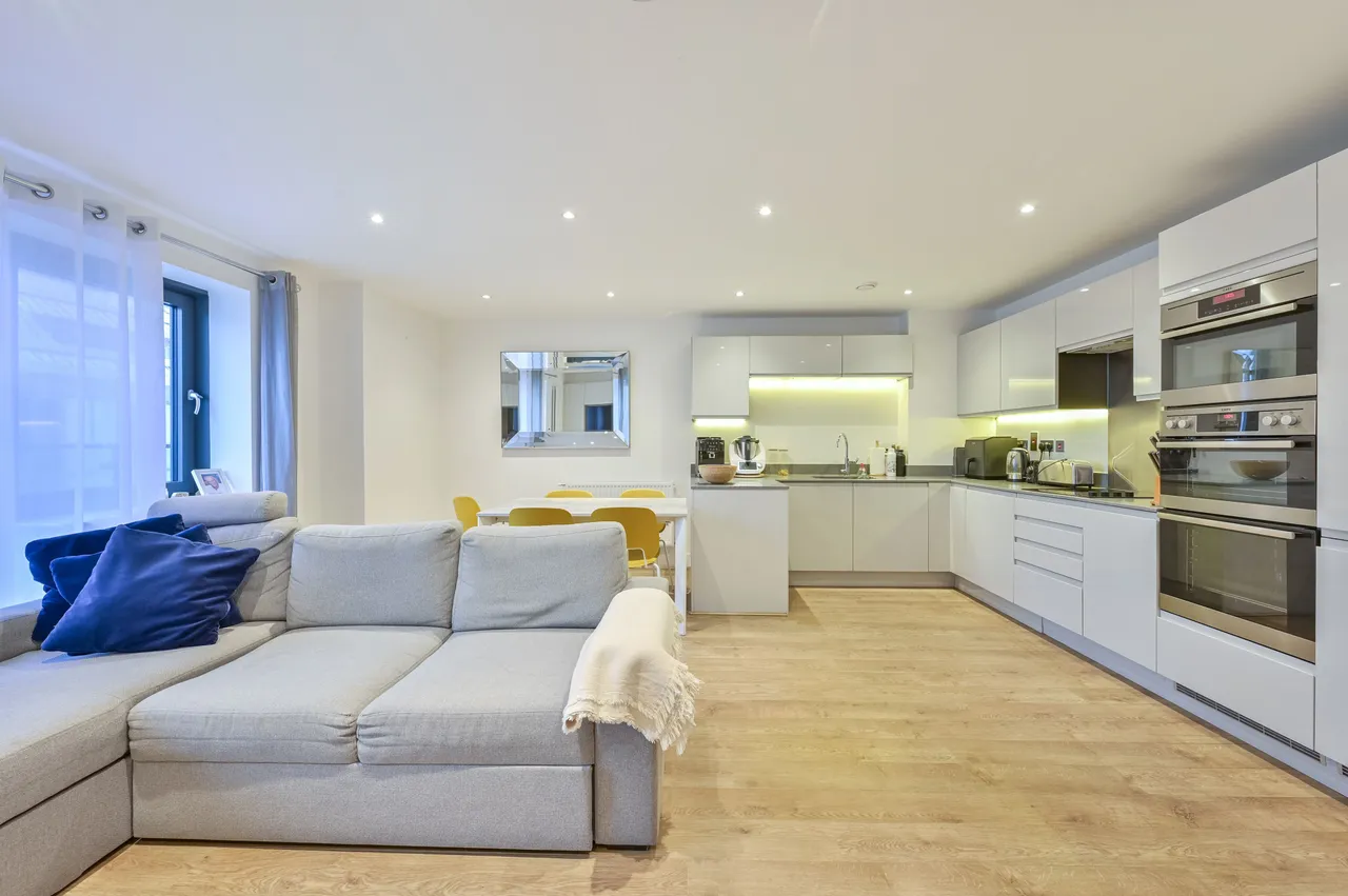 Apartment 29, 23 Osiers Road, London, photo 6