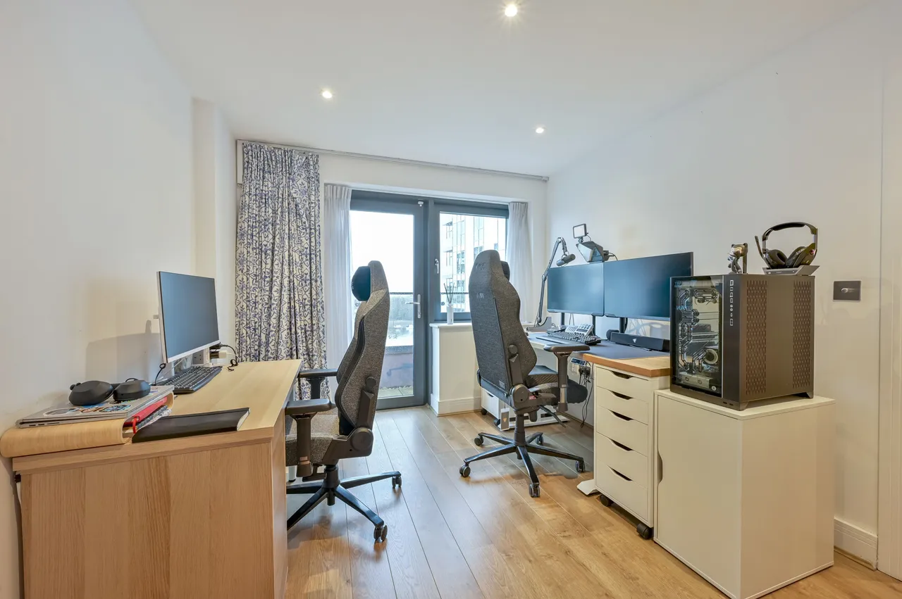 Apartment 29, 23 Osiers Road, London, photo 10