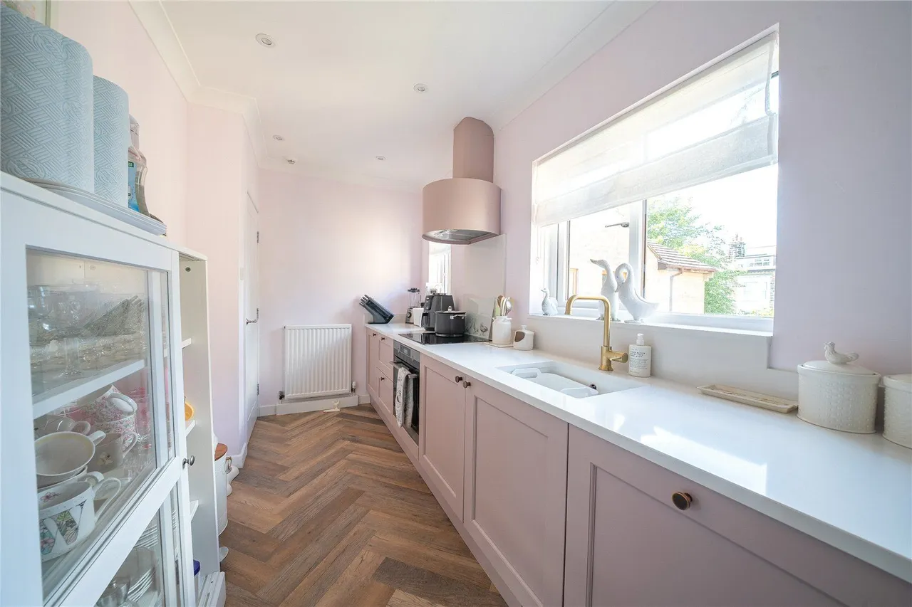 West End Avenue, Harrogate, HG2, photo 14