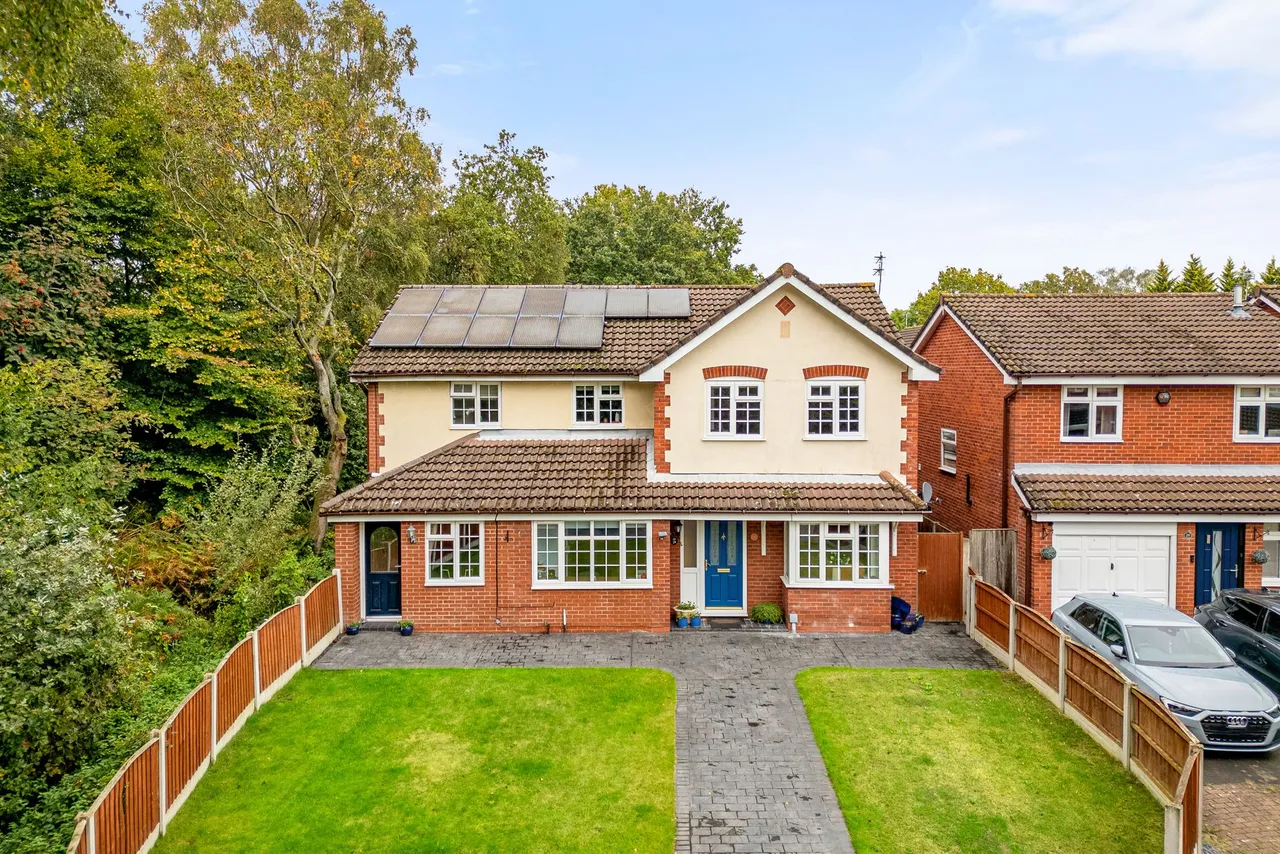 Dorchester Park, Runcorn, Runcorn, WA7 1QA, photo 38