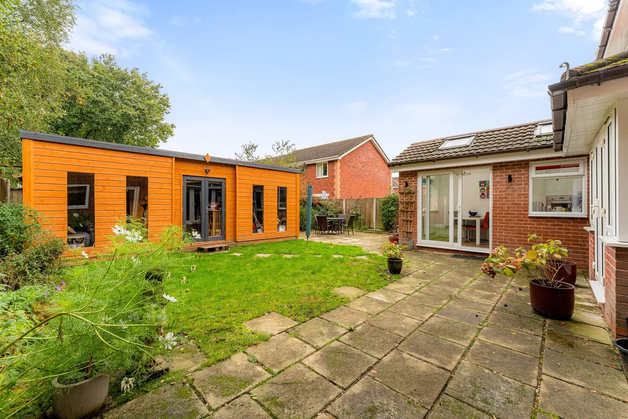 Dorchester Park, Runcorn, Runcorn, WA7 1QA, photo 32