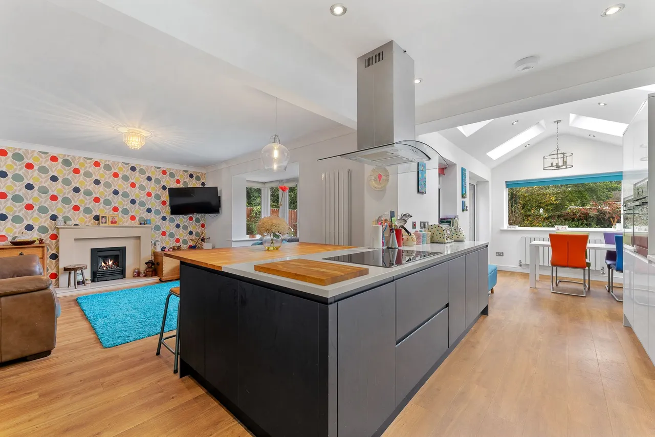 Dorchester Park, Runcorn, Runcorn, WA7 1QA, photo 2