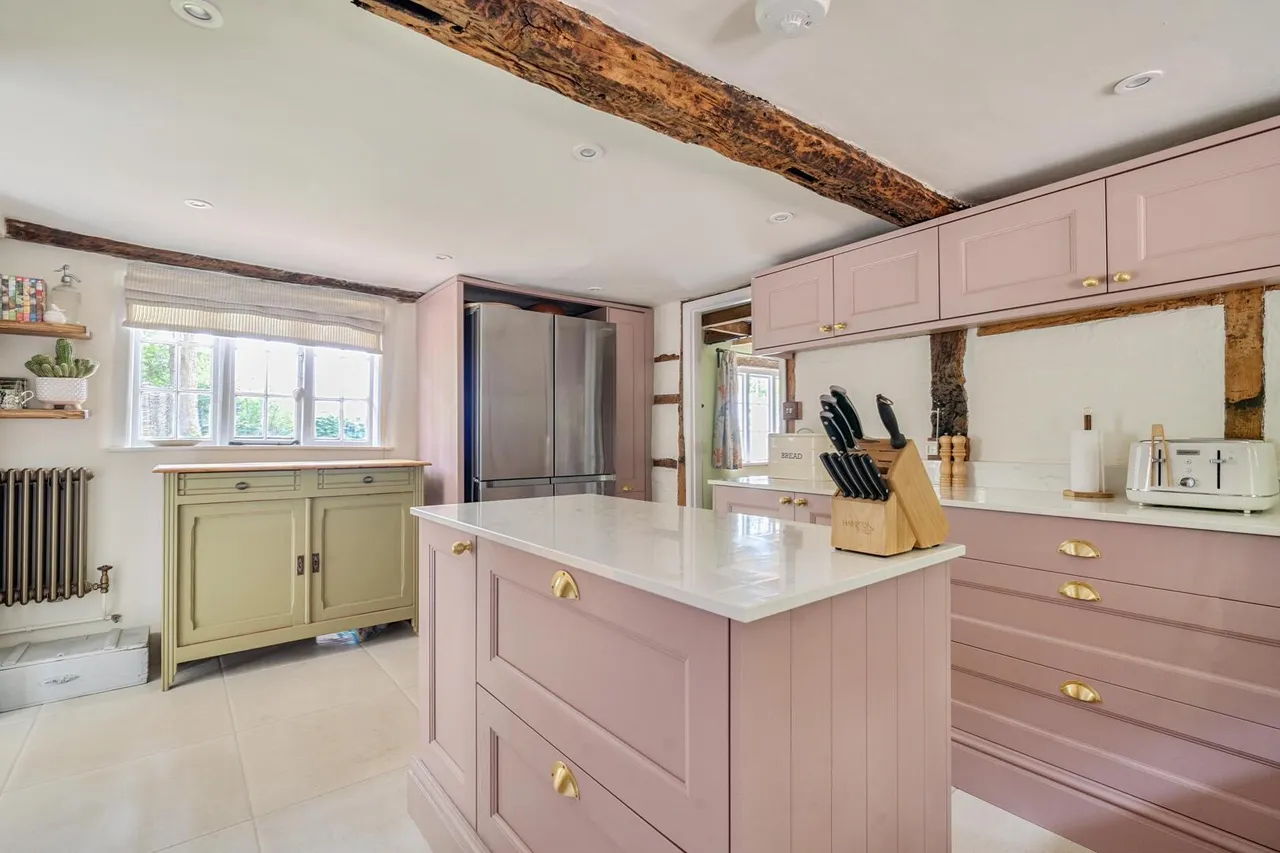 Heddington, Calne, SN11, photo 11