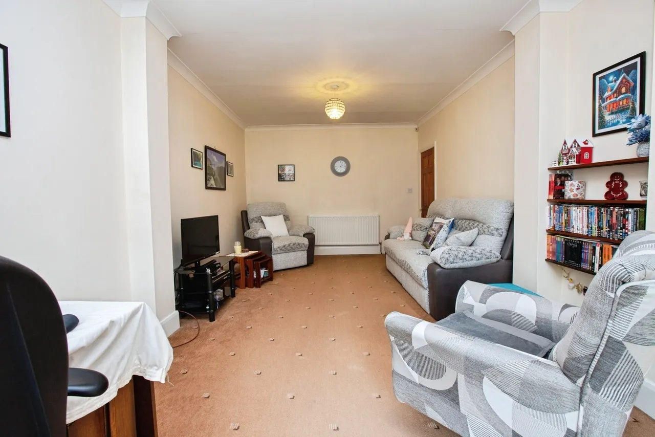 Norbury Drive, Mansfield, NG18, photo 11