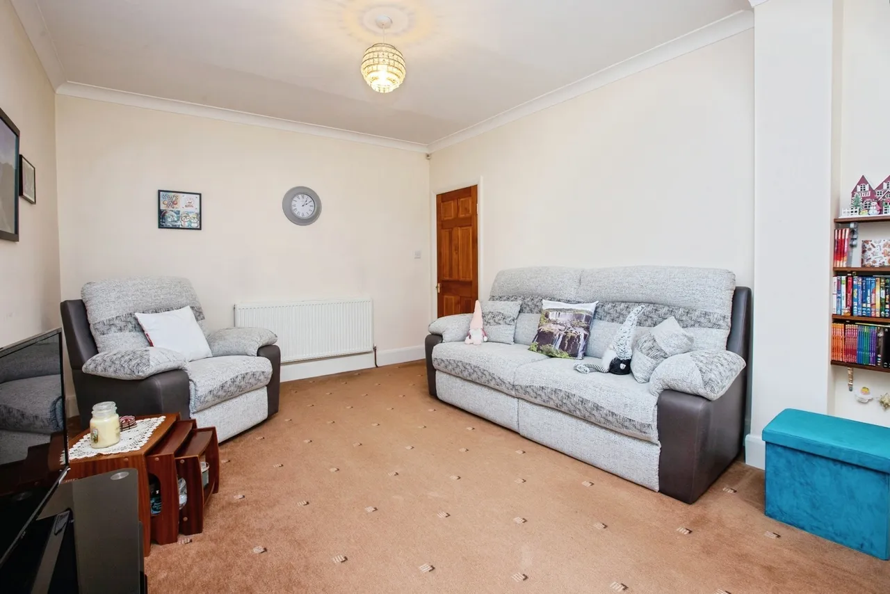 Norbury Drive, Mansfield, NG18, photo 12