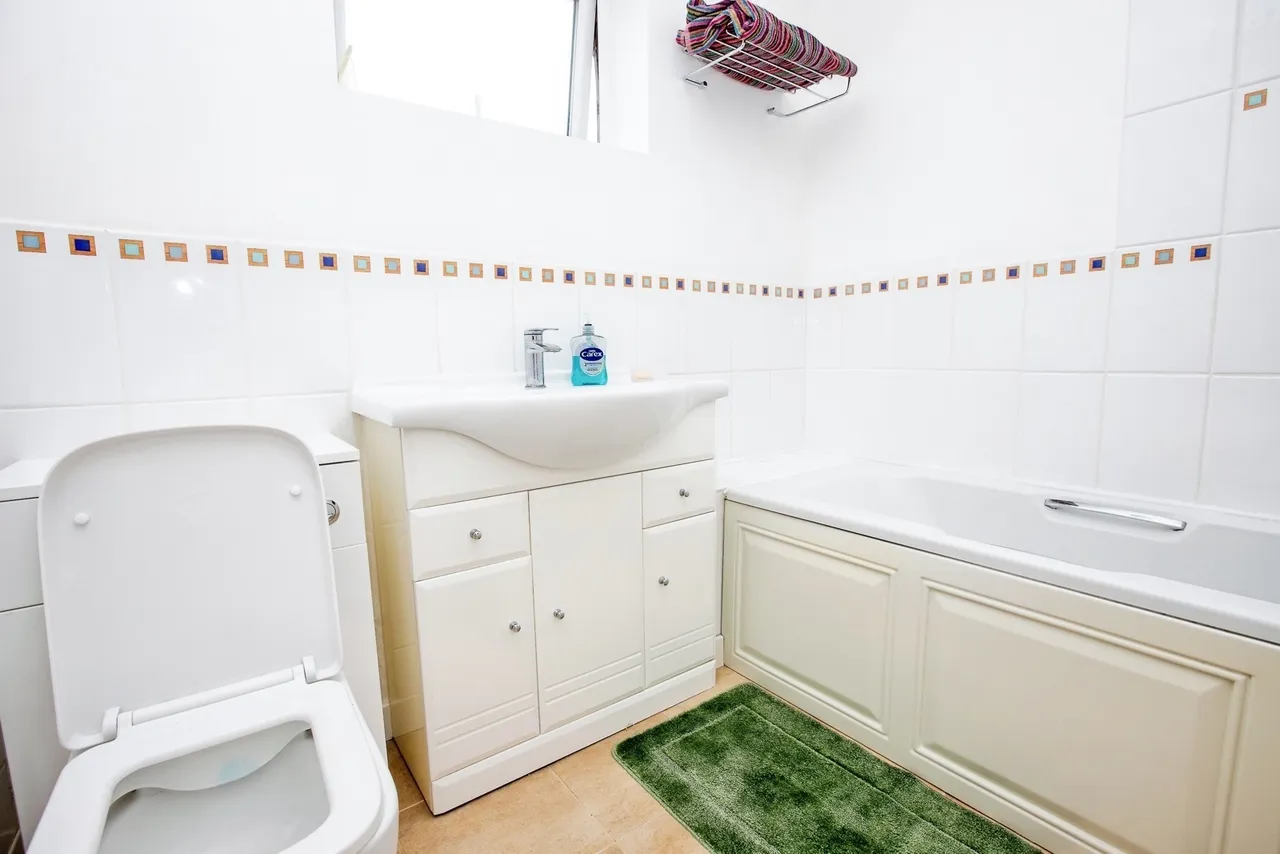 Norbury Drive, Mansfield, NG18, photo 23