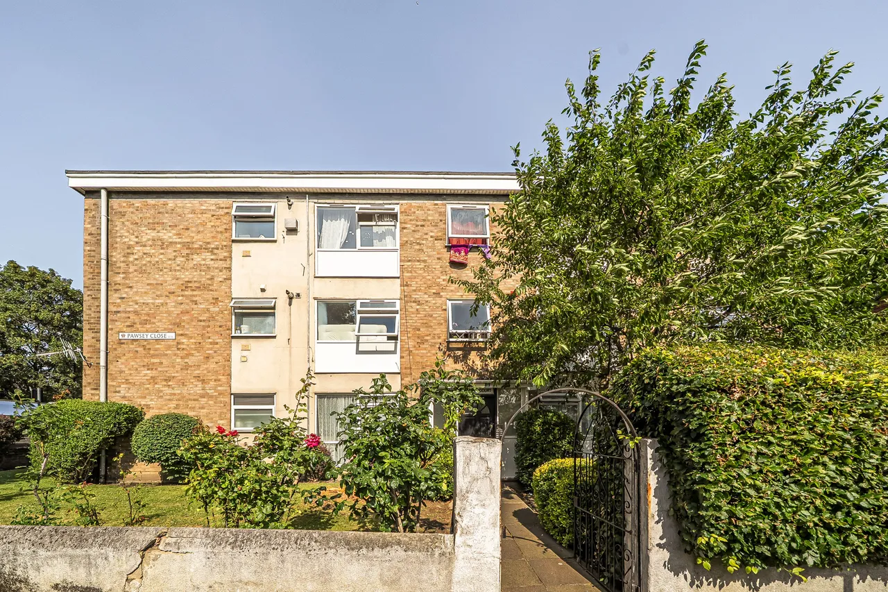 Flat 6, Plasel Court, Pawsey Close, London, photo 11