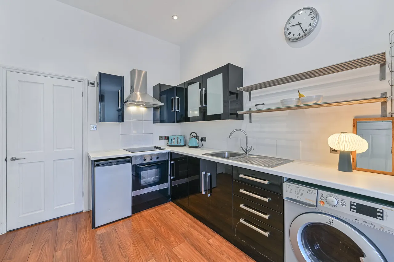 Flat 1, 304 Brixton Road, London, photo 6