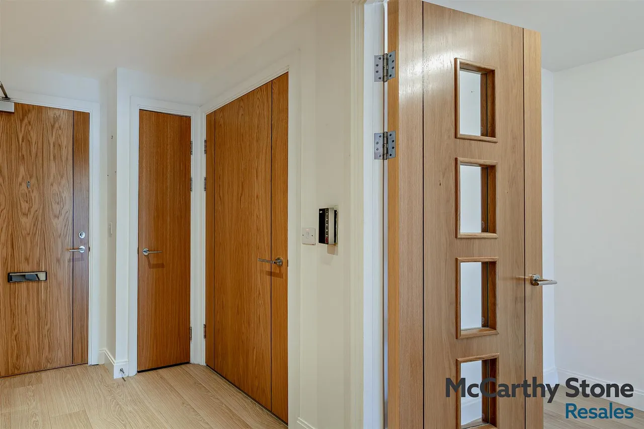 Primett Road, Stevenage, SG1, photo 13