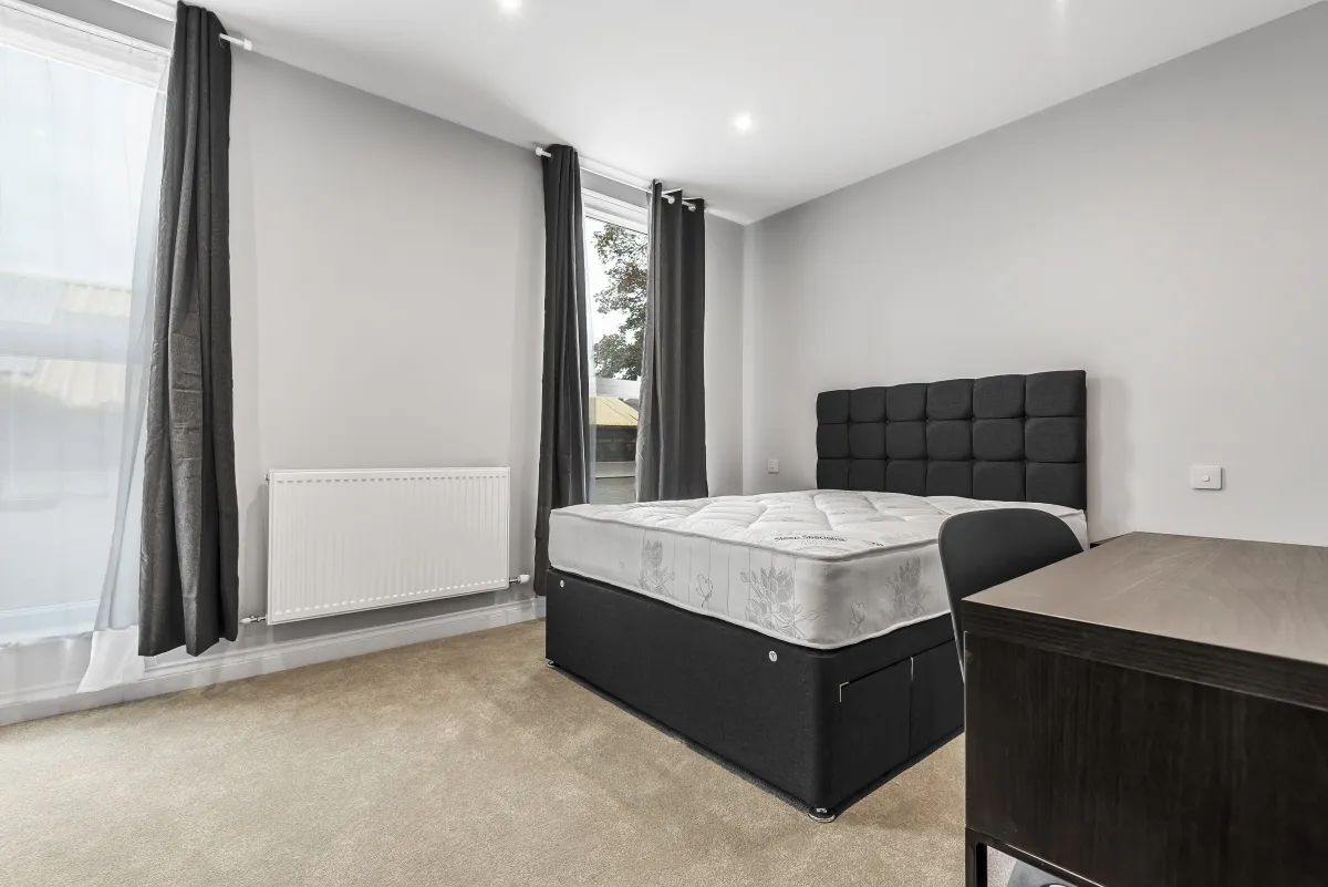Woodgrange Road, Forest Gate, London, E7, photo 3