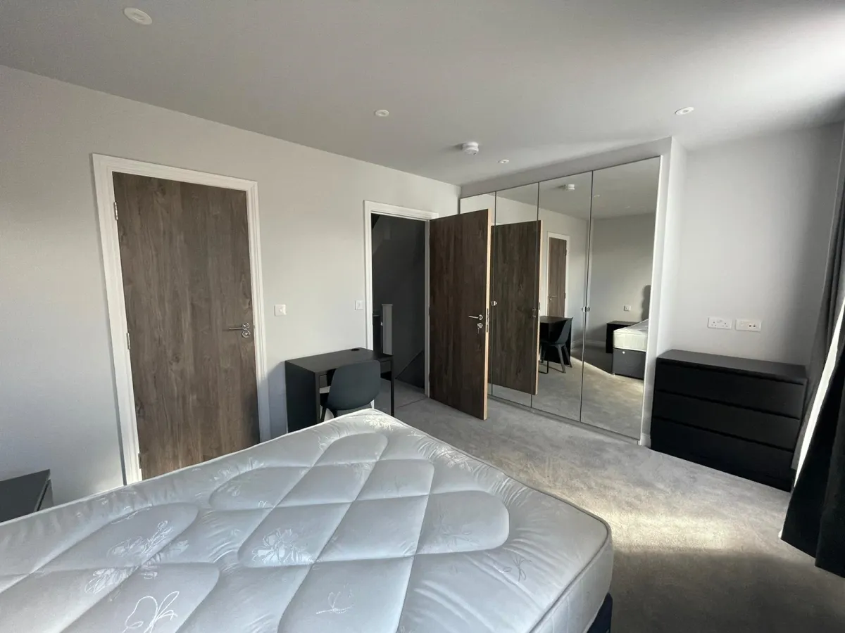 Woodgrange Road, Forest Gate, London, E7, photo 7