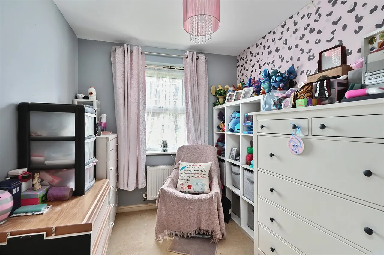 Haskins Gardens, Farnborough, GU14 9FQ, photo 5