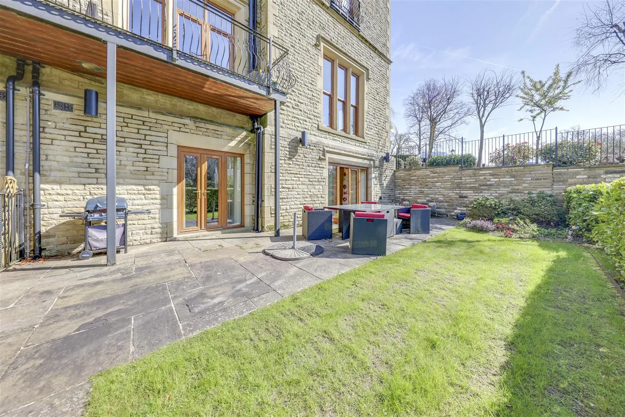 College Lane, Rawtenstall, photo 5