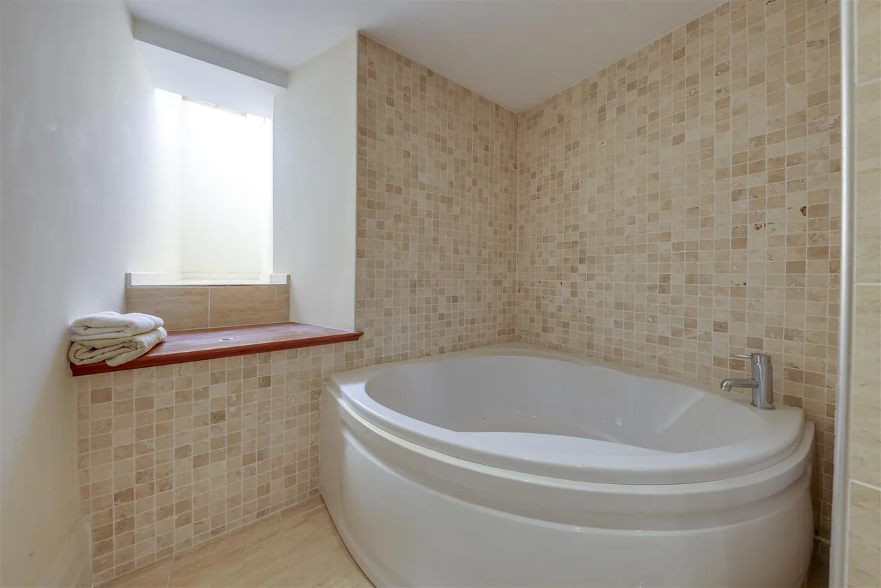 College Lane, Rawtenstall, photo 25